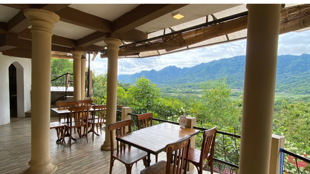 Tempat Makan Rombongan Borobudur