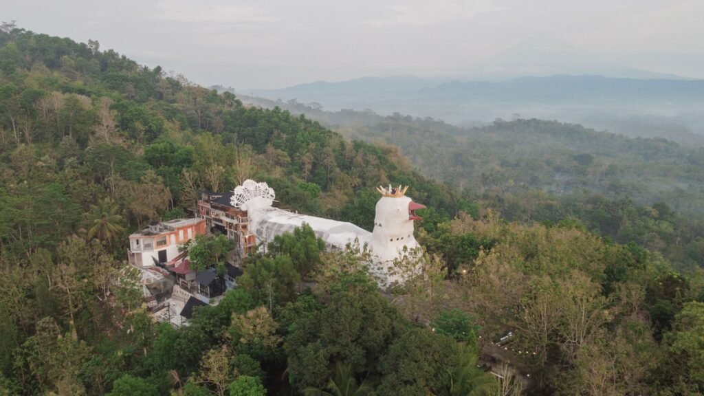 Tempat Makan Rombongan Borobudur
