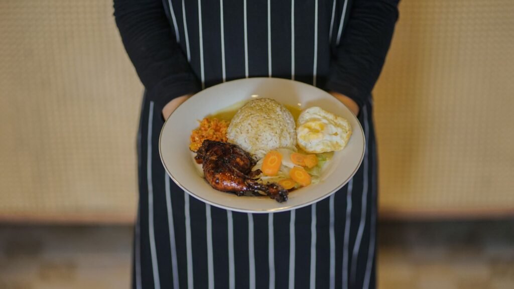 Kuliner dekat Svargabumi