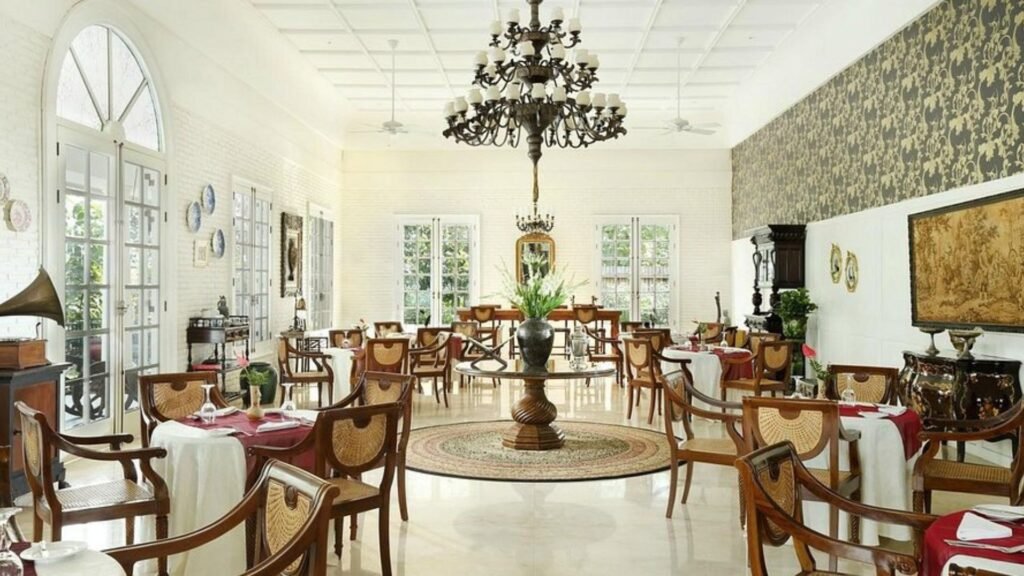 tempat makan keluarga borobudur