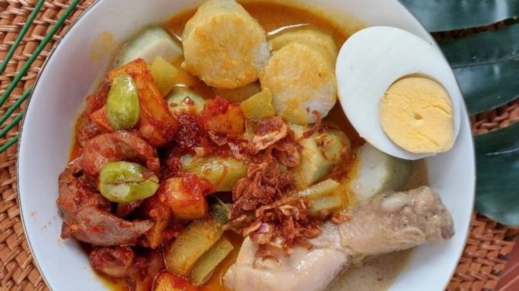 Lontong Cap Go Meh